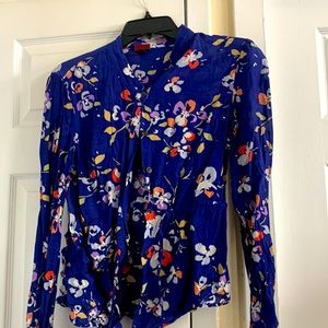 Floral Blouse - So cute for work